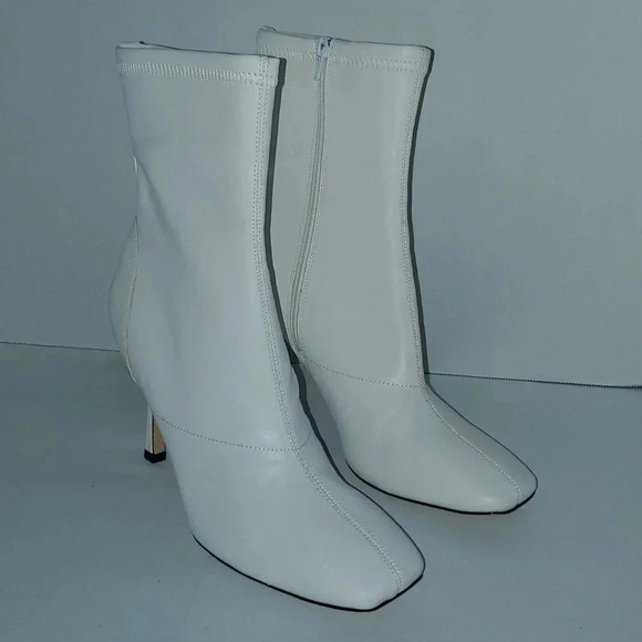 Source Unknown Shoes - Dove Jewel Ankle Boots Size 9.5 NWOT